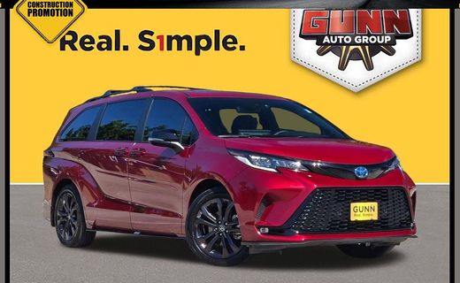2025 Toyota Sienna XSE