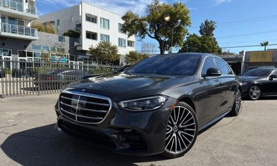 2022 Mercedes-Benz S-Class S500 4MATIC