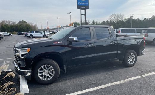 2023 Chevrolet Silverado LT