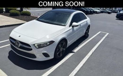 2022 Mercedes-Benz A-Class A220