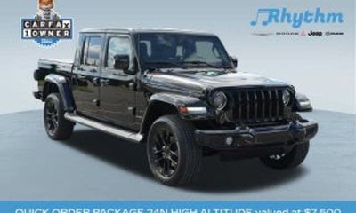 2023 Jeep Gladiator Overland