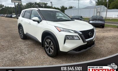 2022 Nissan Rogue SV