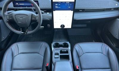 2025 Ford Mustang Mach-E Premium