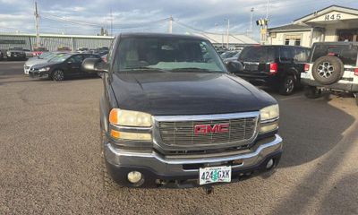 2005 GMC Sierra SLE H D