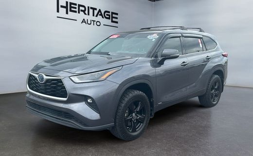 2022 Toyota Highlander LE
