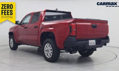 2026 Toyota Tacoma SR