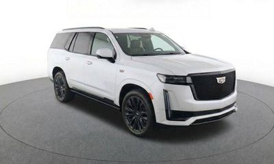 2025 Cadillac Escalade Sport