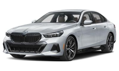2027 BMW 550e xDrive