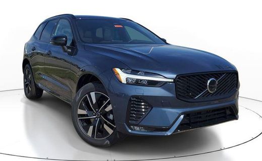 2026 Volvo XC60 Plus Dark