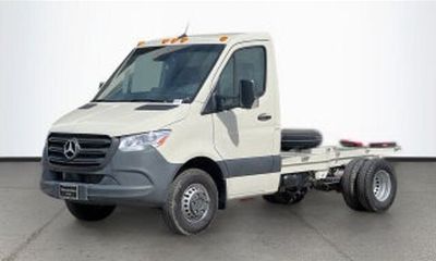 2022 Mercedes-Benz Sprinter 907 VS30 Passenger