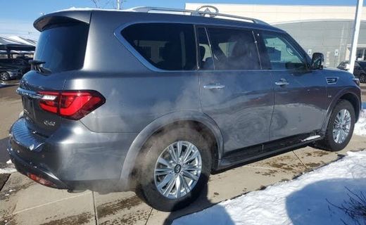 2020 Infiniti QX80 Luxe