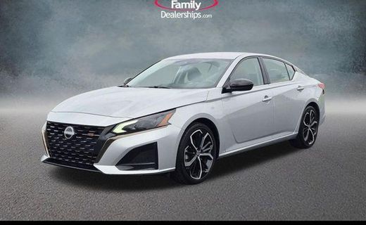 2024 Nissan Altima SR