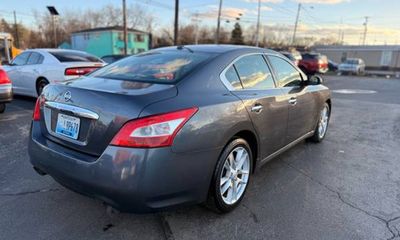 2009 Nissan Maxima SDN V6 CVT