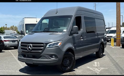 2026 Mercedes-Benz Sprinter 907