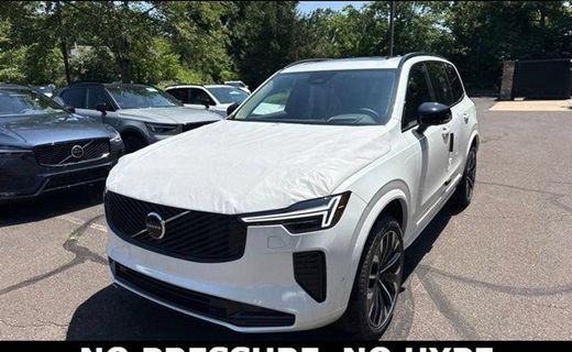 2026 Volvo XC90 Ultra Dark