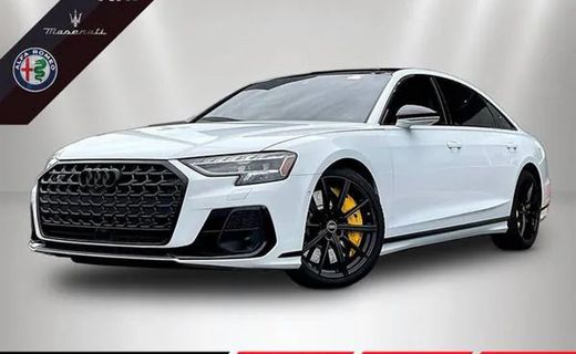 2022 Audi S8