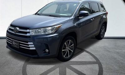 2019 Toyota Highlander SE XLE