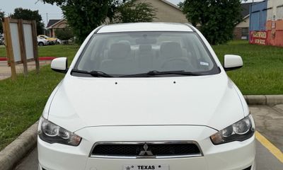 2013 Mitsubishi Lancer ES Sport