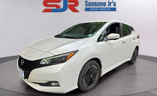 2024 Nissan Leaf SV