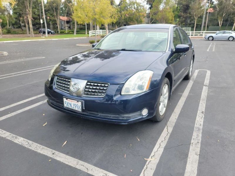2005 Nissan Maxima — a typically priced live listing