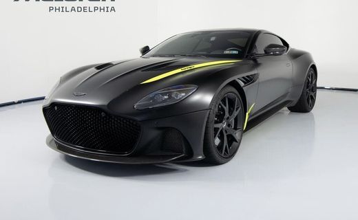 2022 Aston Martin DBS Superleggera Coupe