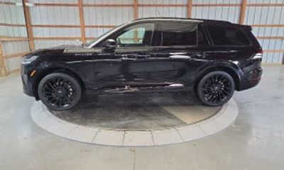 2027 Genesis GV70 Prestige
