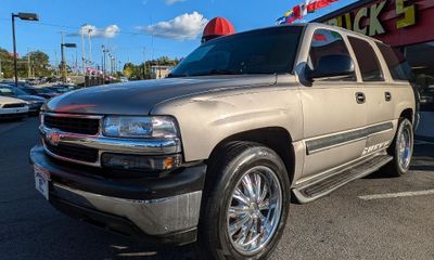 2003 Chevrolet Suburban
