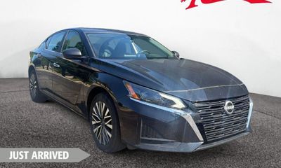 2025 Nissan Altima SV