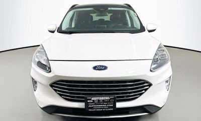 2021 Ford Escape Titanium Fhev