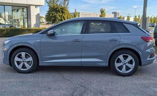 2024 Audi Q4 Premium Plus