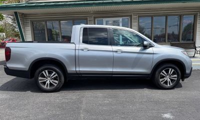 2017 Honda Ridgeline RT S