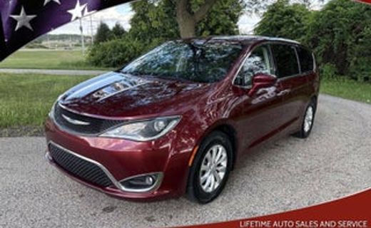 2017 Chrysler Pacifica Touring