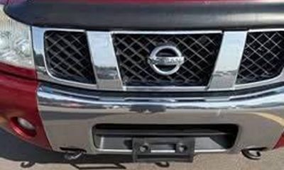 2004 Nissan Titan LE