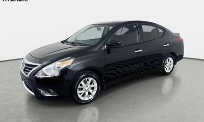 2016 Nissan Versa SV