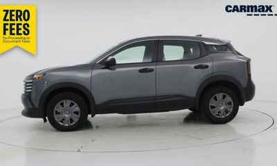 2025 Nissan Kicks MPV S