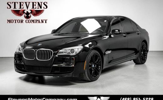 2013 BMW 740i