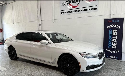 2018 BMW 740i