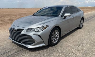 2020 Toyota Avalon XLE DE Content