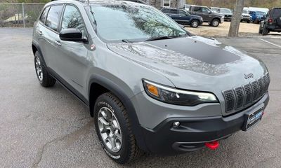 2022 Jeep Cherokee Trailhawk