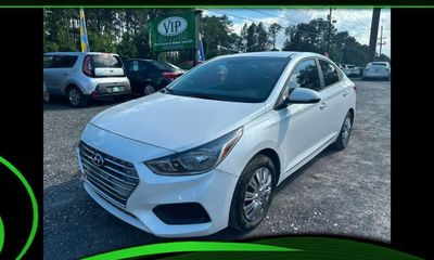 2019 Hyundai Accent SE AND SEL