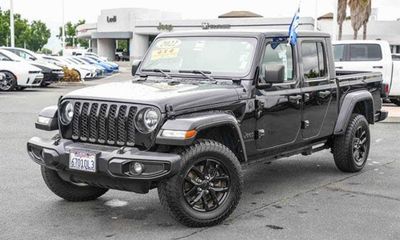 2022 Jeep Gladiator Sport