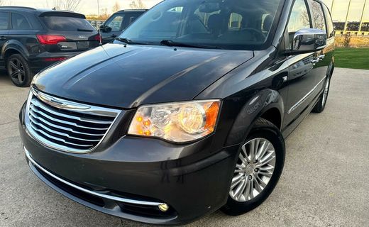 2014 Chrysler Town AND Country