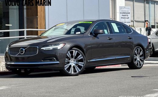 2023 Volvo S90 Plus Bright With