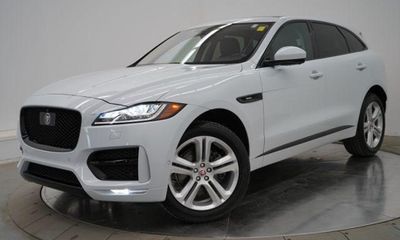 2017 Jaguar F-Pace R Sport
