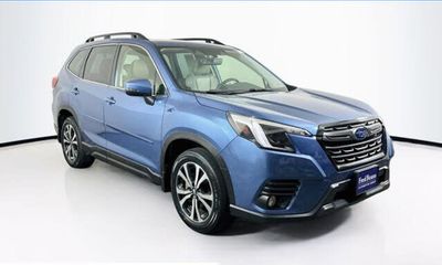 2023 Subaru Forester Limited ES Navi