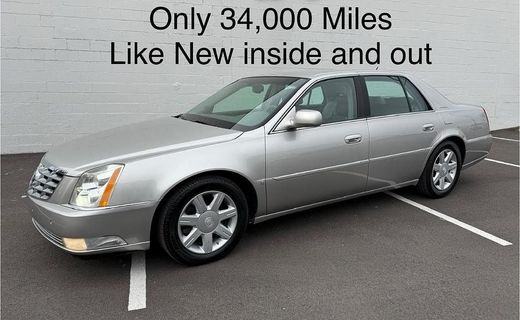 2006 Cadillac DTS Base
