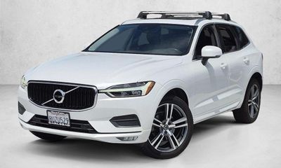 2021 Volvo XC60 Momentum