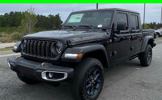 2026 Jeep Gladiator Sport