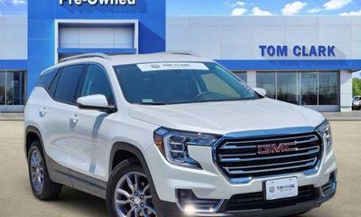 2023 GMC Terrain SLT