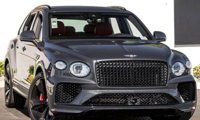 2025 Bentley Bentayga Azure